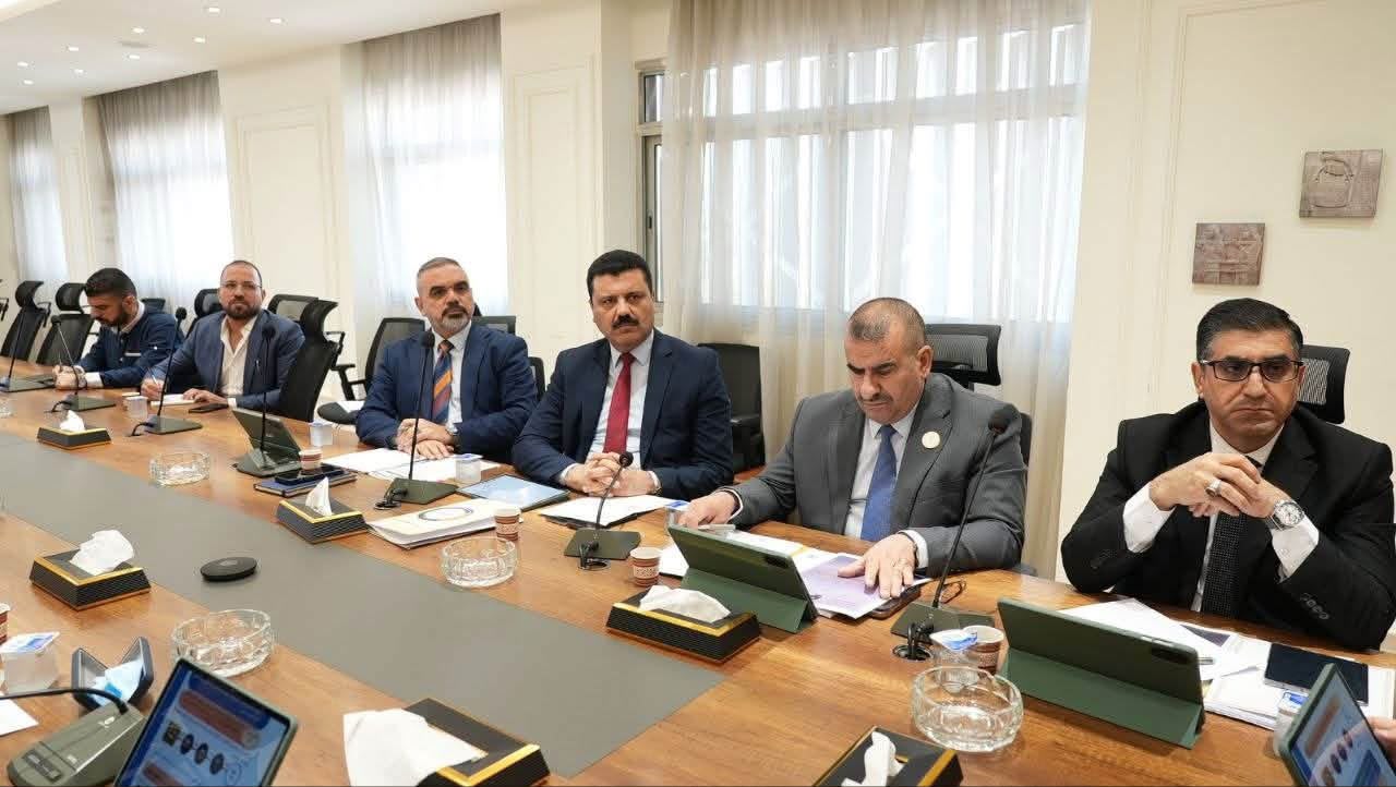 You are currently viewing وزارة التخطيط تعقد اجتماعاً لمناقشة إجراءات الوزارة الخاصة بالبرنامج الحكومي بحضور مدير عام الهيأة العراقية للاعتماد